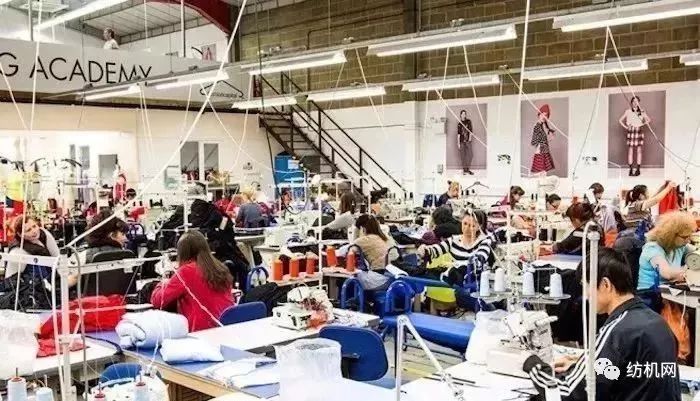 中国“全球第一服装制造工厂”位置不保!东莞爆发有史以来最大“工潮”,英国美国都开始培养自己的制衣工人!